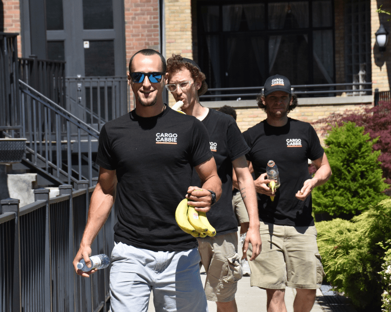 Hiring Professional Movers in Toronto Hiring Professional Movers in Toronto